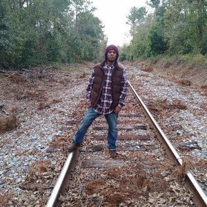 Meet your Posher, Bobby